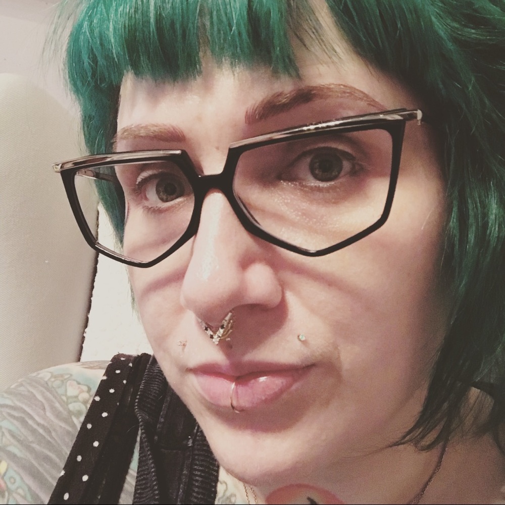 Meet your Posher, Tiffany